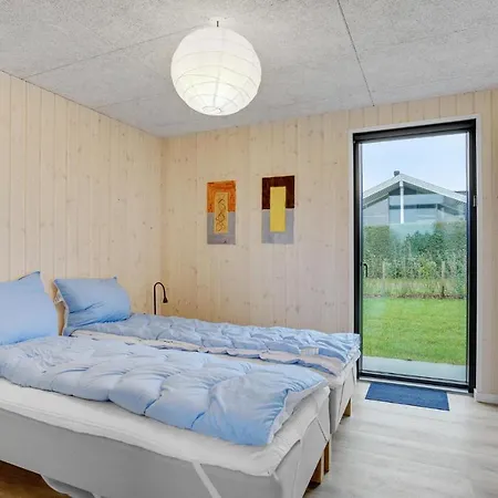 Vakantiehuis Awesome In With Sauna *